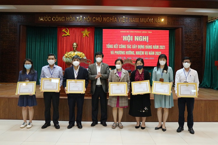 Đảng bộ Văn phòng UBND tỉnh triển khai nhiệm vụ năm 2022